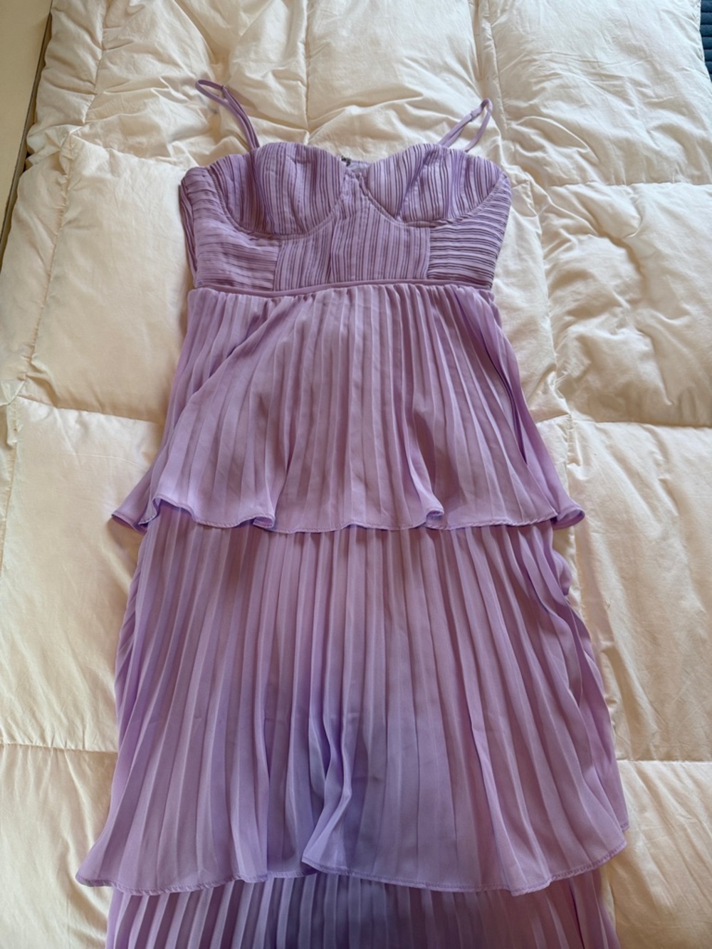 Lulu's Lavender Pleated Midi Dress